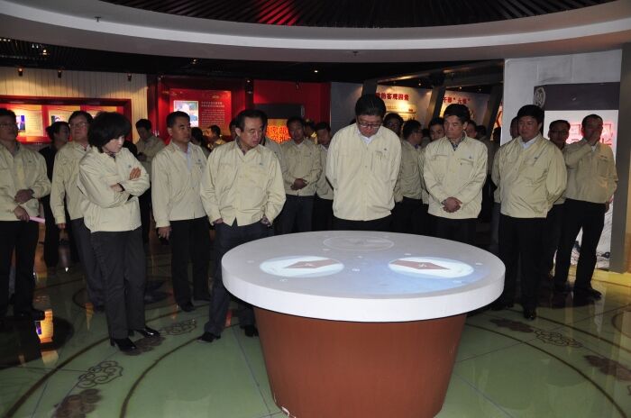 �ι��Ͳ��м��Ժ����ԣ»�����